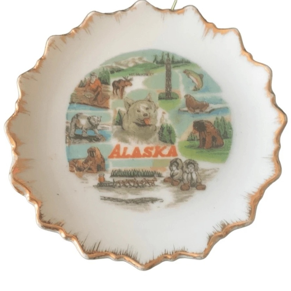 Vintage Alaska State Mini Souvenir Plate with Gold Trim Classic Made In Japan